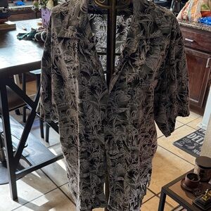 Men's Black and Gray Casual Button Down Shirt